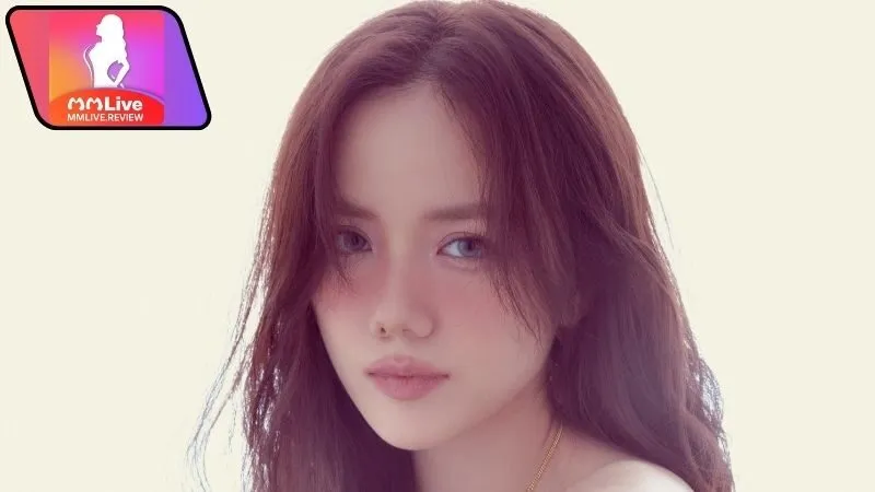 Phương Ly là ai?